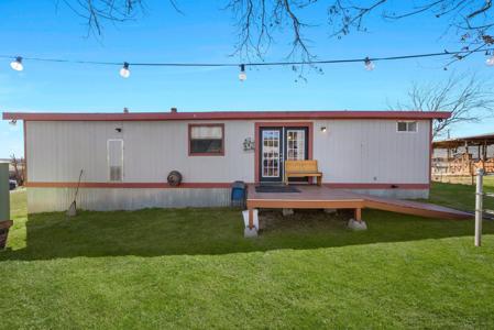 1126 Apache Drive