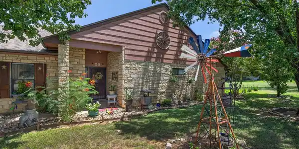 29 Fairway Lane