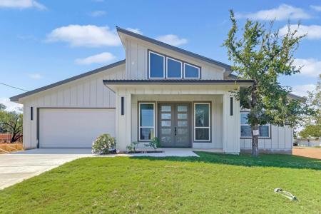 155 W Hickory Drive