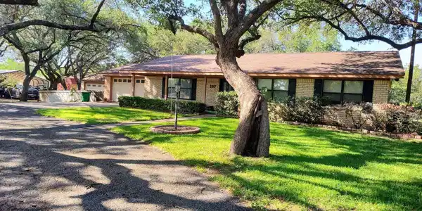 107 Timberlake Drive