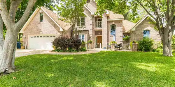 254 Brae Burn Circle