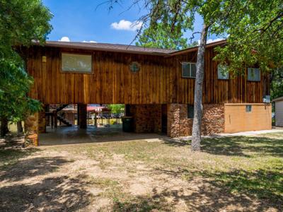 805 Woodland Hills Drive