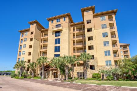 101 West Bank #33