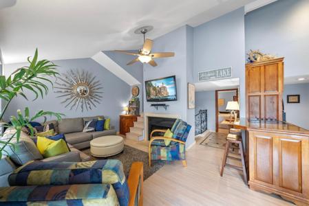 101 Cove West #206