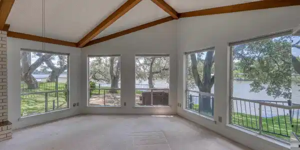 104 Bluebird Lane