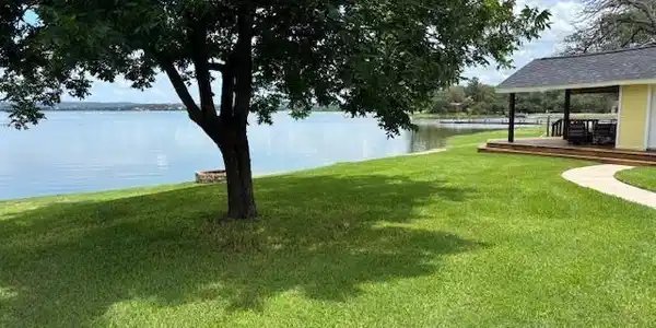 400 N Chaparral Drive