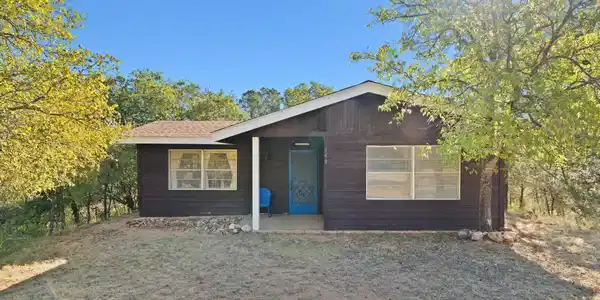 749 Driftwood Ln