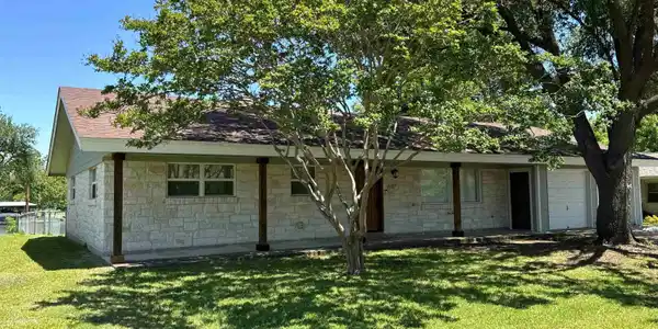 304 E Pheasant Road