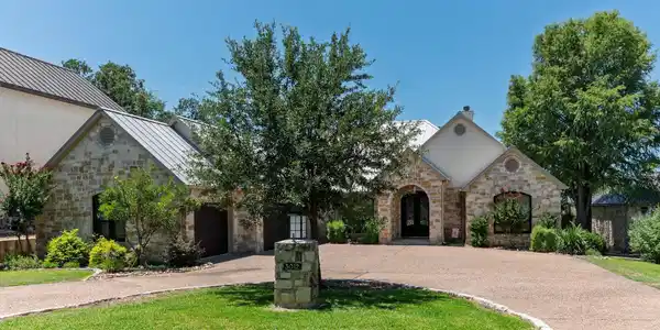 3012 Driftwood Lane