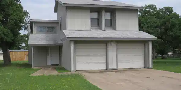 110 N Ridgeview