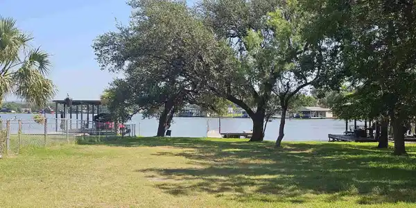 Image 4 Image 4