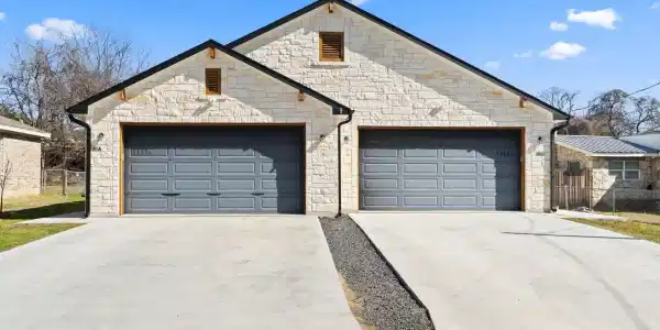 1111-A Cedar Drive