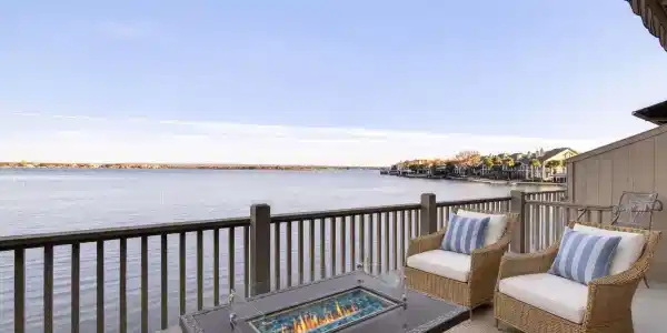 104 Island Dr