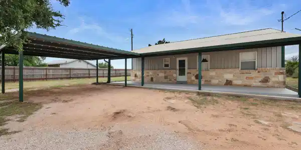 204 Deer Ridge