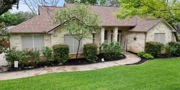 267 Meadowlakes Drive