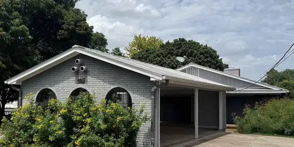 208 Riverside Drive
