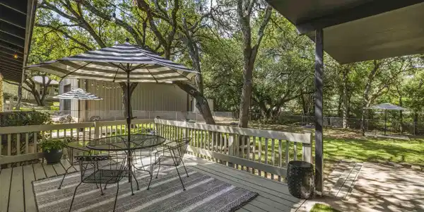330 Yucca Dr Drive