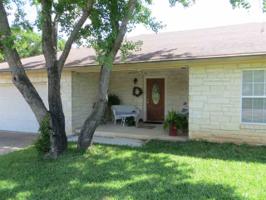 153 W Greencastle