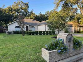 347 San Saba St