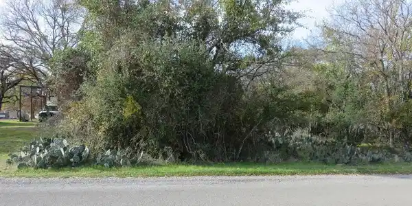 114 Airview Boulevard