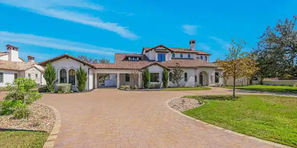 242 La Serena Loop