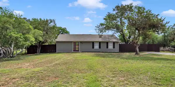 719 Maple Lane
