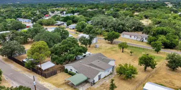 312 Apache Drive