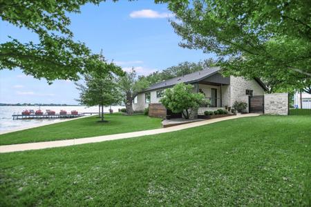 219 Lakeview