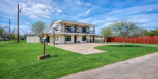 1002 Granite Drive