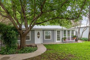 2705 Fredwoods Drive