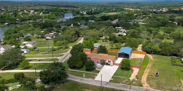 826 Sandy Mountain Drive