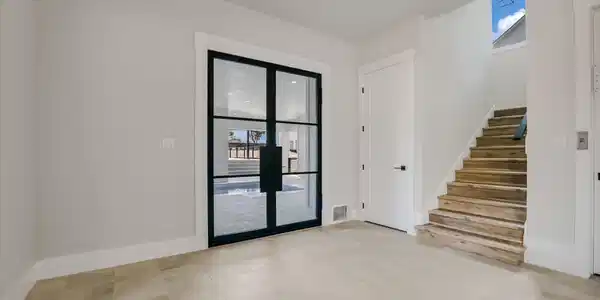 Image 4 Image 4