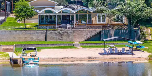 3708 River Oaks Drive