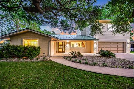 1704 Bluebonnet