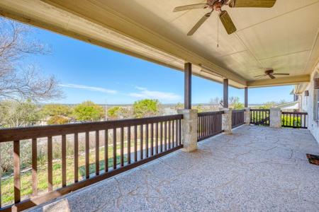 211 Gateway Parkway