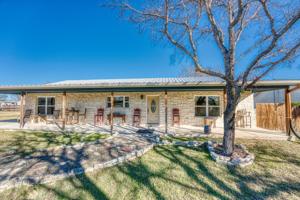724 Ranch Road 2233