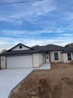 425 Bluebonnet