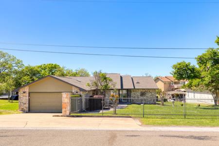 212 Pecan Creek Dr.