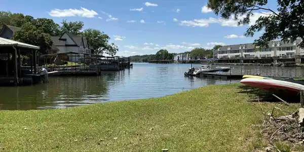 109 BAYSHORE Cove