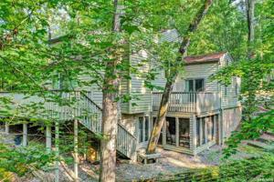 138 SILVERPOINT Drive