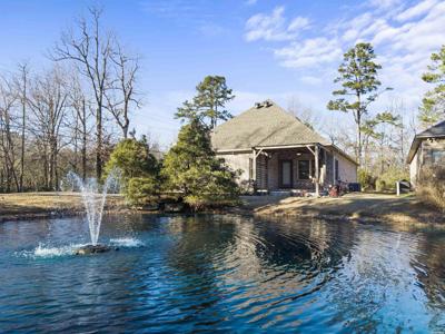 197 CATHERINE HEIGHTS Road