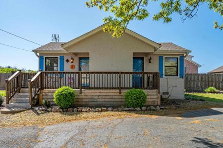 105 CHAMBERS Point