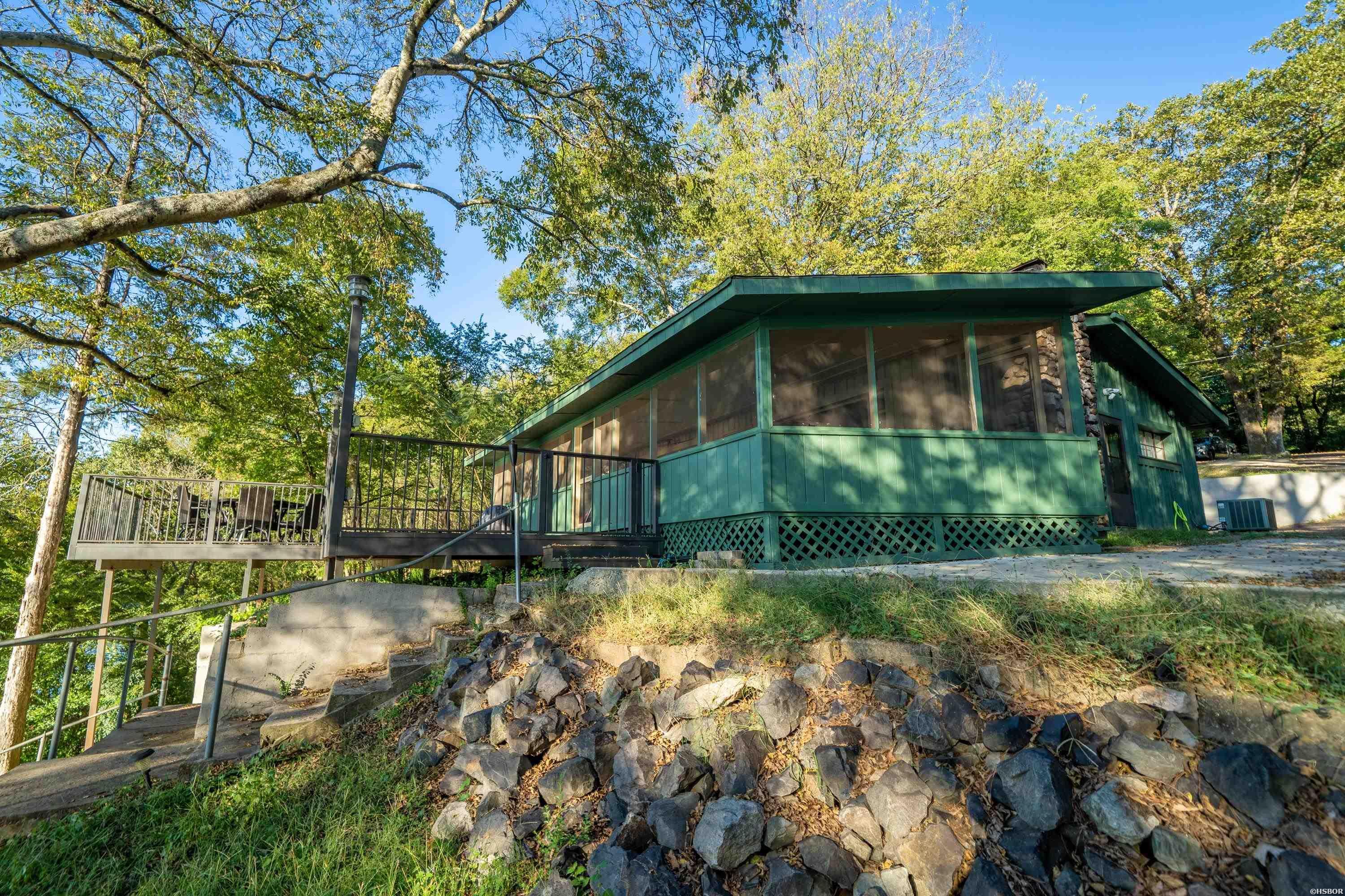 205 LEDGEROCK Road, Hot Springs, AR lhrmls01334529