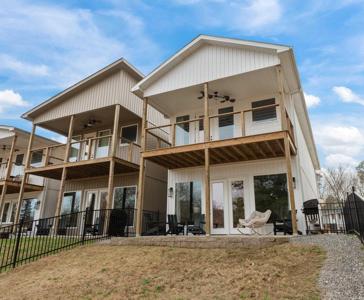 215 LONG BEACH Drive