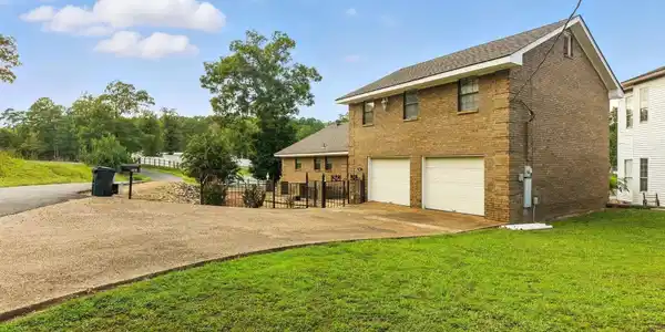 581 CHARLIE STOVER Road