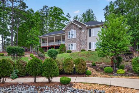 51 SALVATIERRA Way