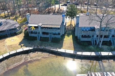 400 FARR SHORES