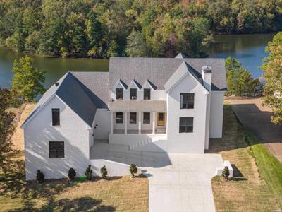 112 LAKE FOREST SHORES Drive