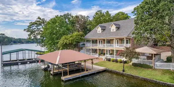 431 LOCKHAVEN Point