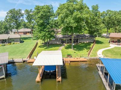 215 GREGORY Drive